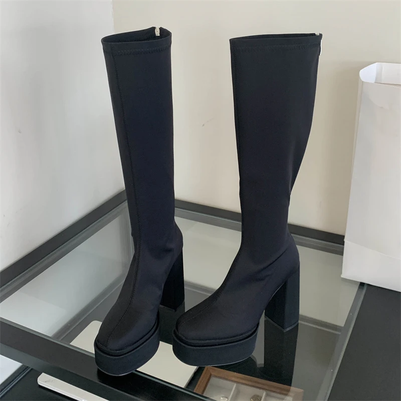 Eilyken, botas hasta la rodill - Street Fashion Punk reseña y precio