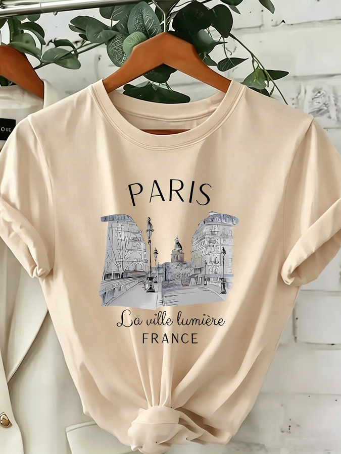 Camiseta de Cuello Redondo con - Street Fashion Paris 2025 Trends reseña y precio
